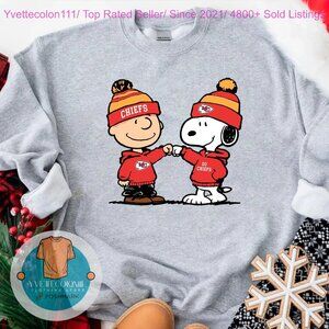 Charlie Snopy Kansas City Chief sweatshirt shirt grey
